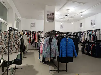 Wieszak Odzież Używana